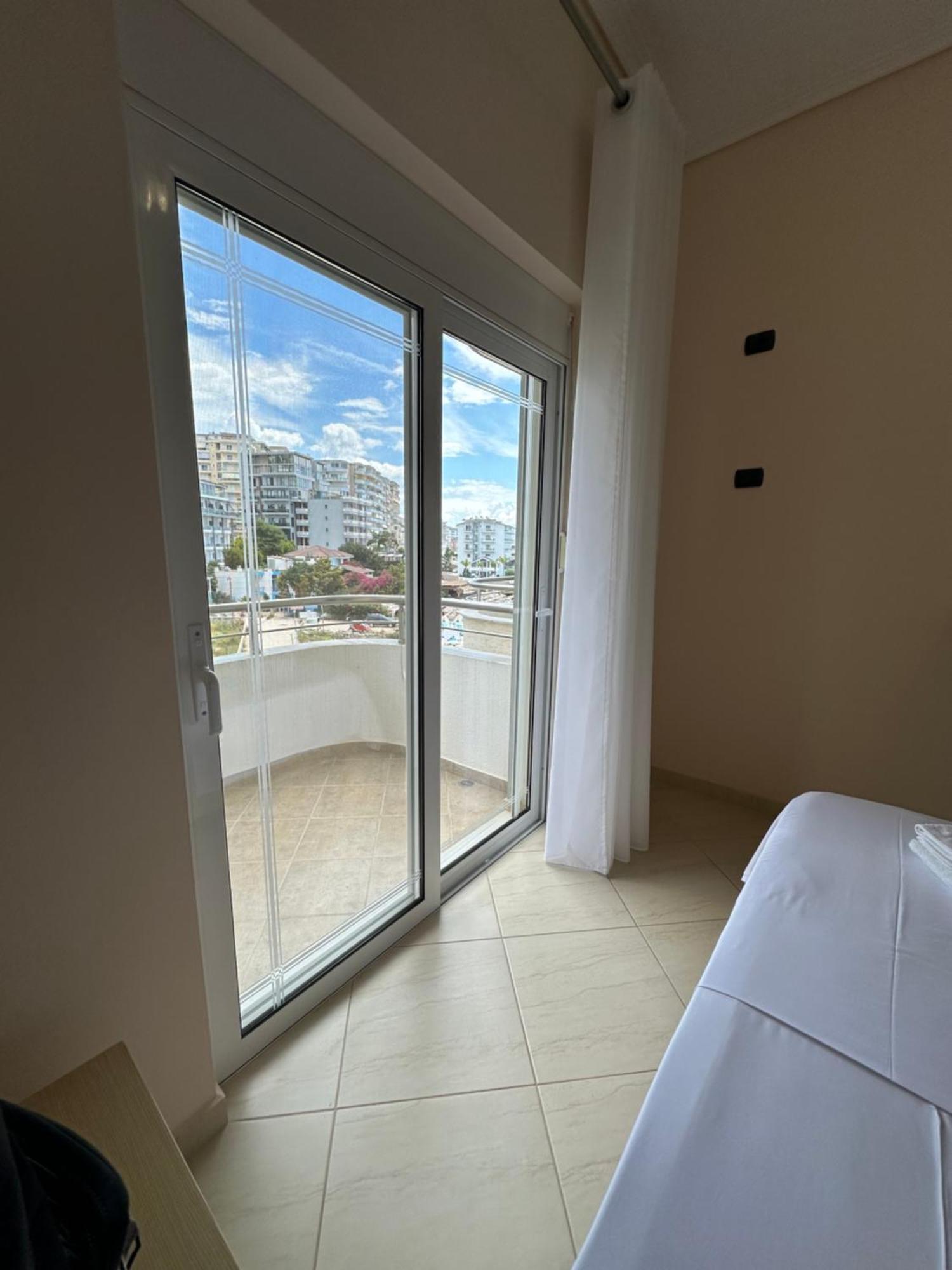 Luxy Coral Aparts Apartamento Sarandë Exterior foto