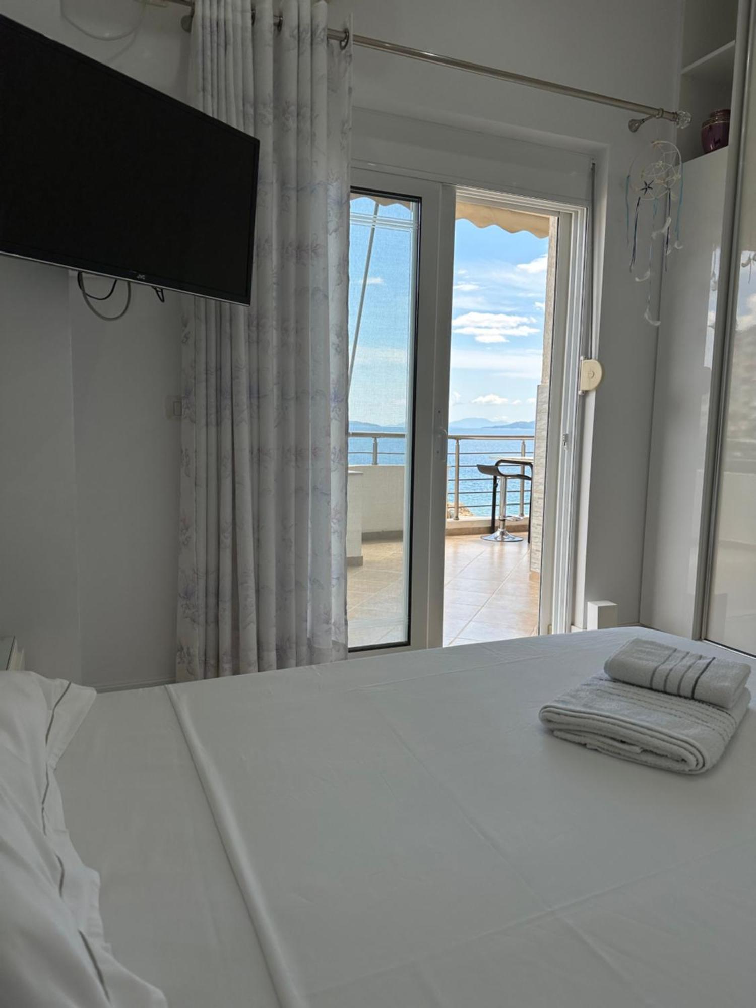 Luxy Coral Aparts Apartamento Sarandë Exterior foto